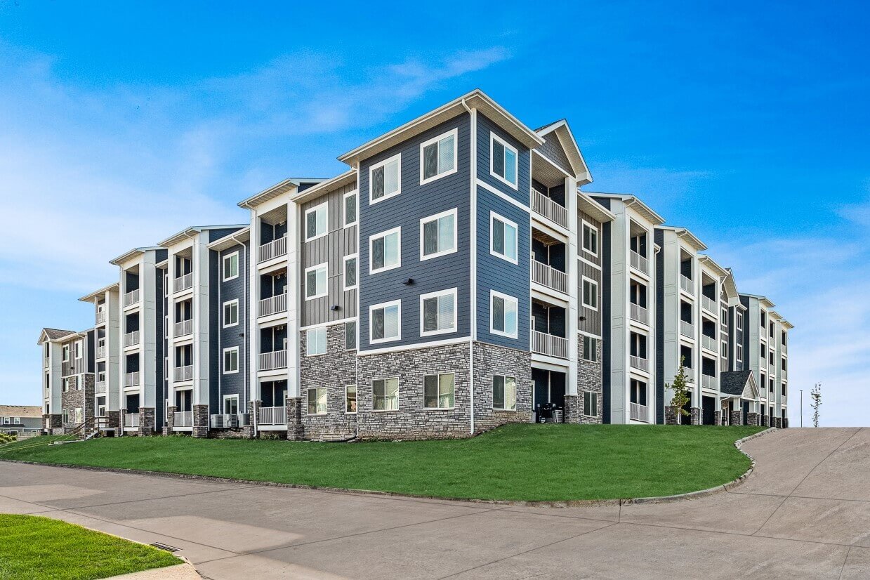 Multiple Property How do I start multifamily real estate investing? - BAM Capital