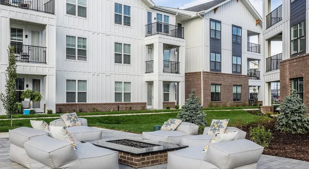 Accurately describe the contents of the photo with a lean toward the KW